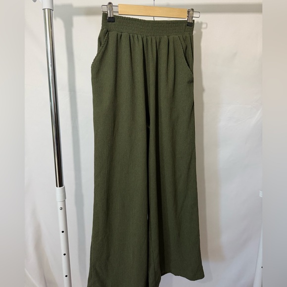 Pants - Olive Green Wide Leg Pants Lightweight Summer High Waist Comfy Small
